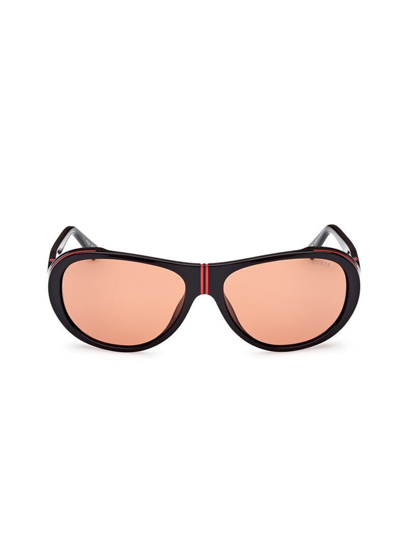 GUESS Men's UV Protection Pilot Shape Sunglasses - GU0008101S62 - Lens Size: 62 Mm - Image 3